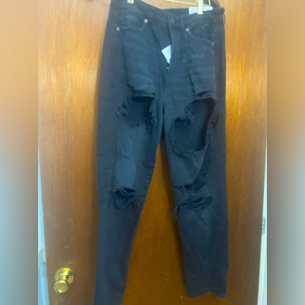 American eagle black distressed mom jean